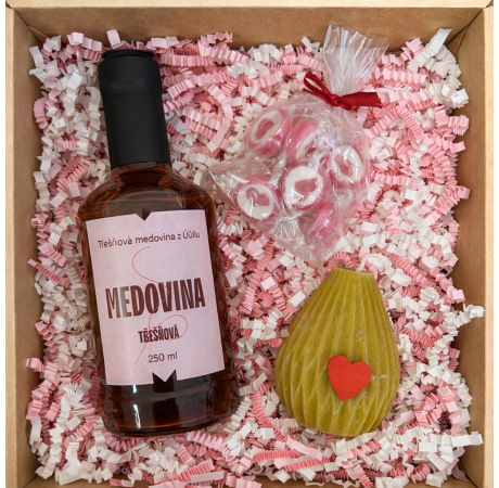 💕 Valentýnský balíček – Třešňová medovina, svíčka z pravého včelího vosku a bonbony