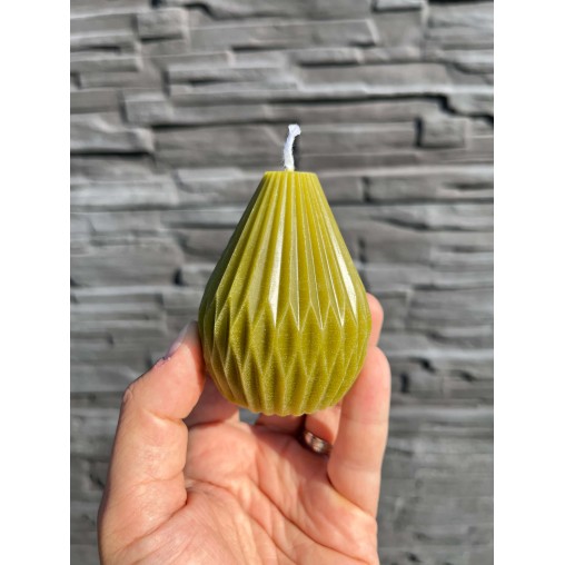 Svíčka ze včelího vosku - hruška zelená