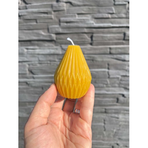 Svíčka ze včelího vosku - hruška přírodní