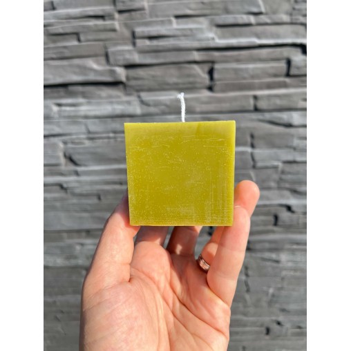 Svíčka ze včelího vosku - kostka velká zelená