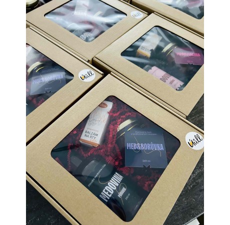 Dárkový balíček - medovina, med s borůvkami, balzám na rty