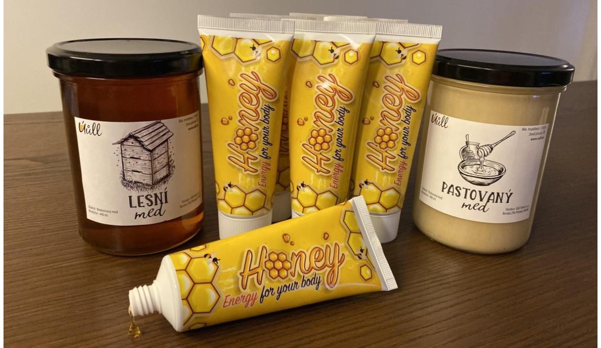 Novinka v podobě medu v tubě od Úůllu: Skvělý na cesty i pro sportovce